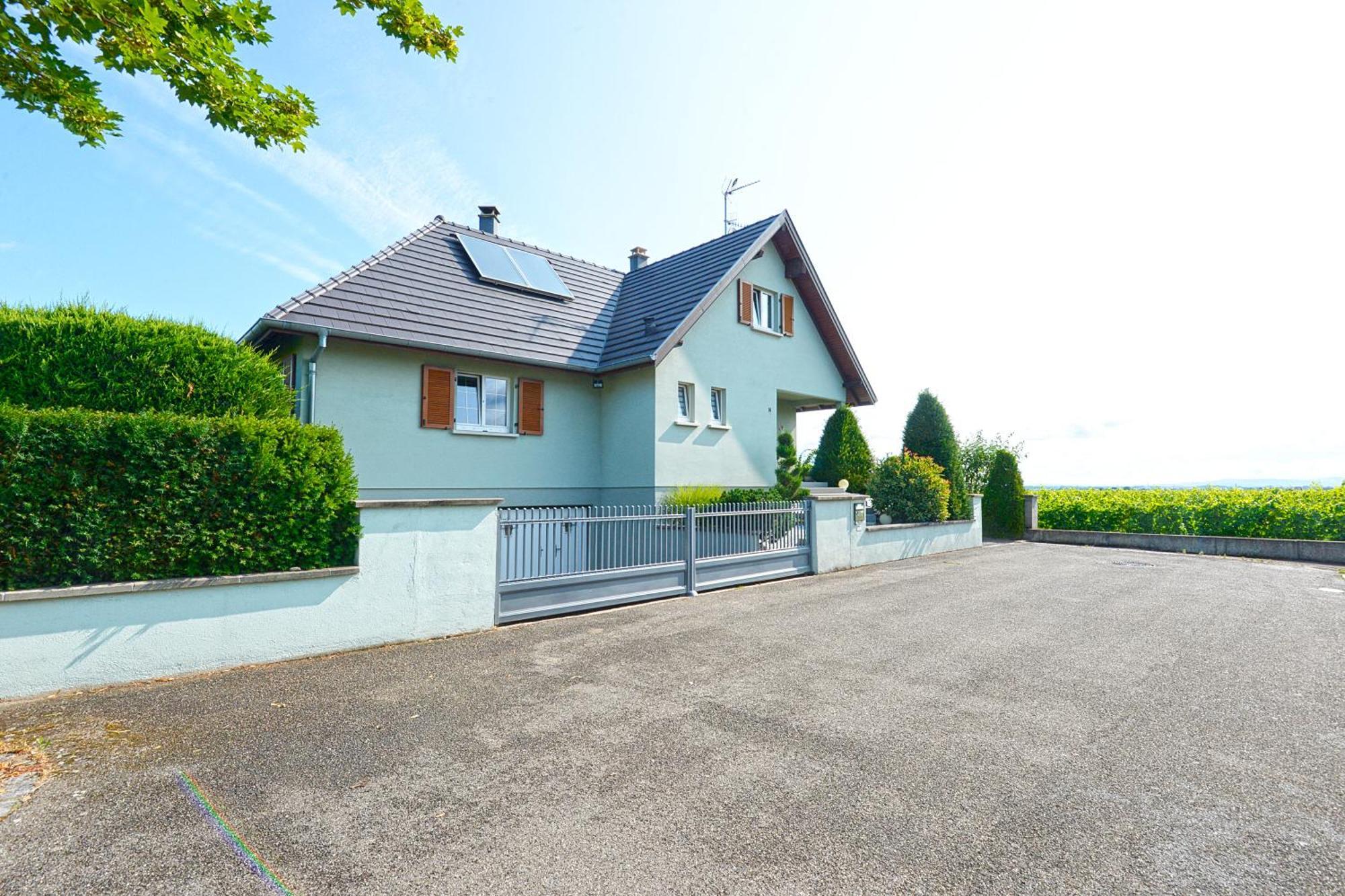 Aux Pieds Des Vignes Bed & Breakfast Ingersheim Bagian luar foto